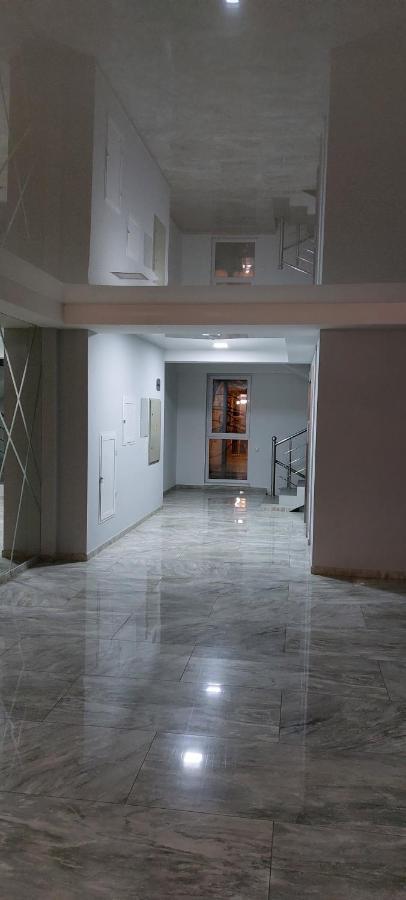 Новые Апартаменты Lux Chisinau Bagian luar foto